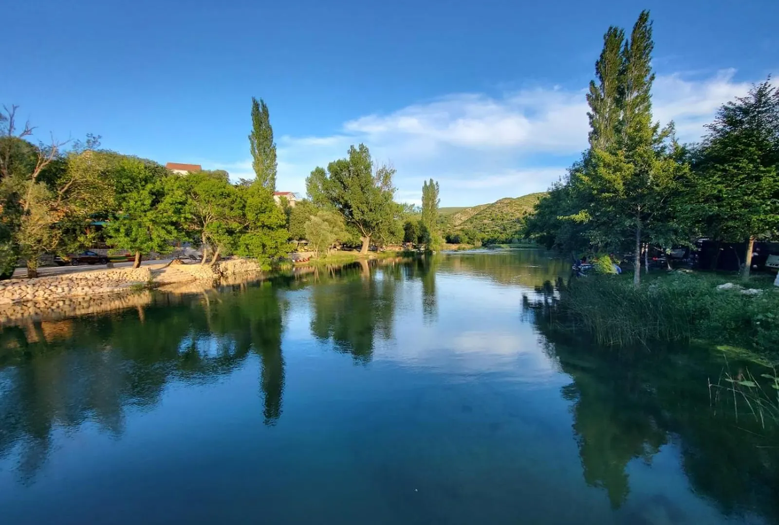 Bilisane Zrmanja Riverside Oasis דירה